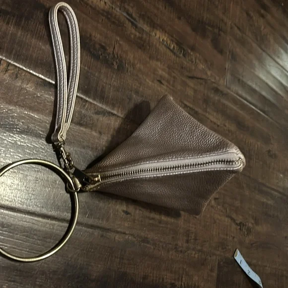 Rare Gold Mini Bag - Picture 4 of 6